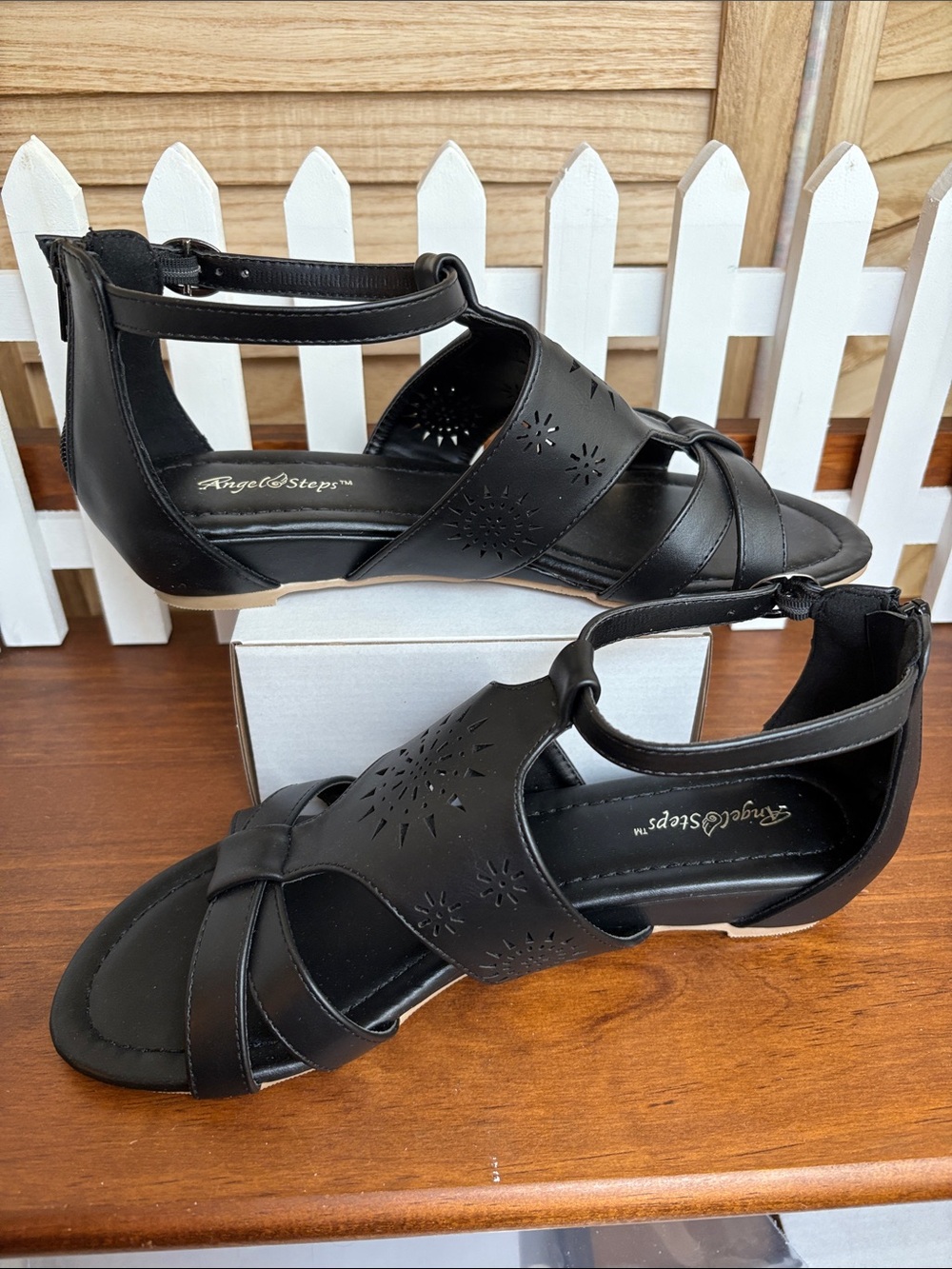 VTG Sunburst Gladiator Black Ankle Sandals 8 Wide - Picture 3 of 13